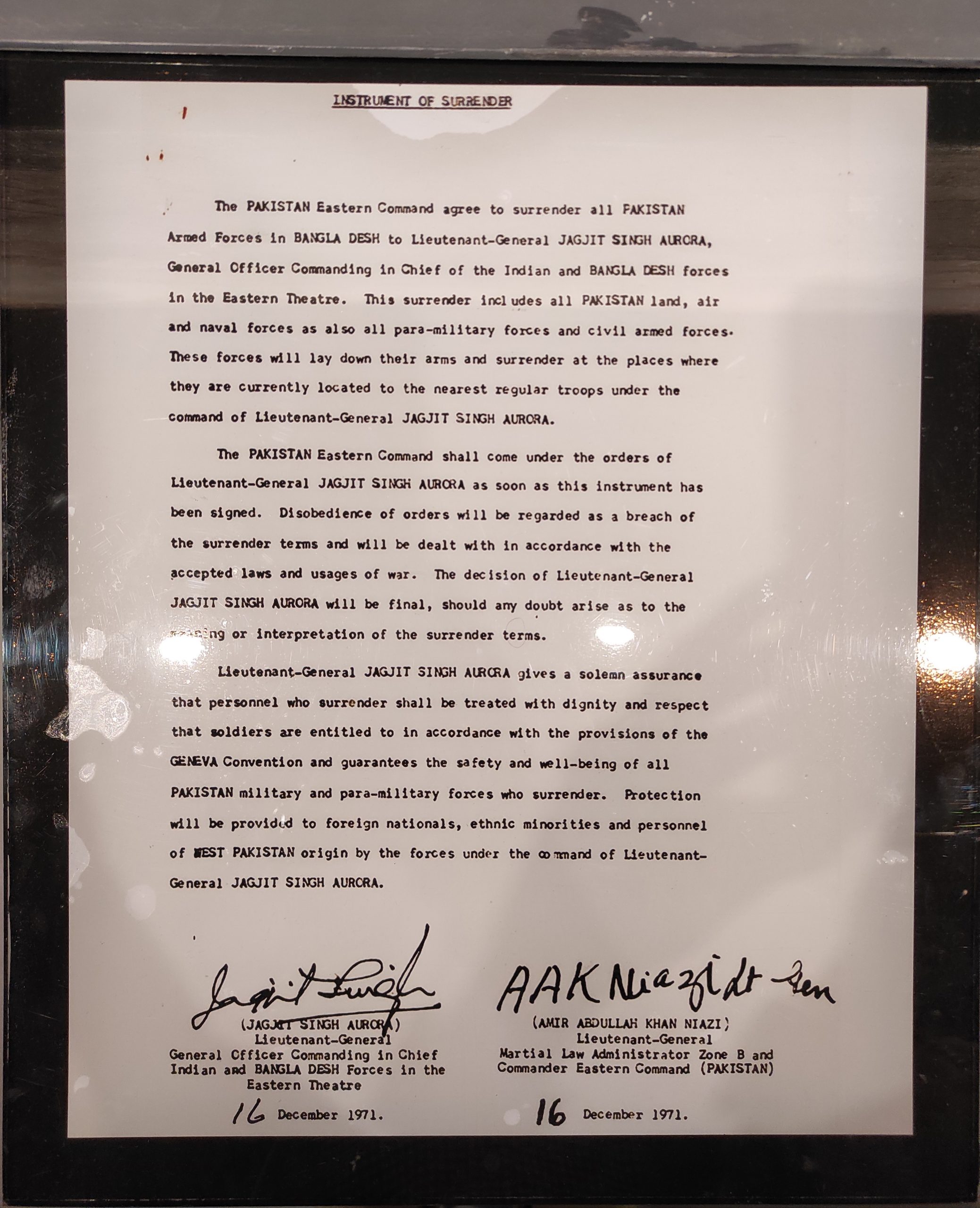 পাকিস্তান সেনাবাহিনীর আত্মসমর্পণের দলিল (১৬ ডিসেম্বর ১৯৭১)