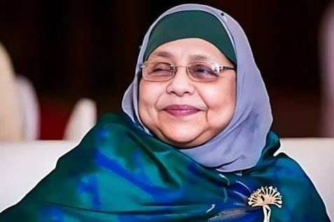 সুলতানা নাদিরা । বাংলাদেশি রাজনীতিবিদ