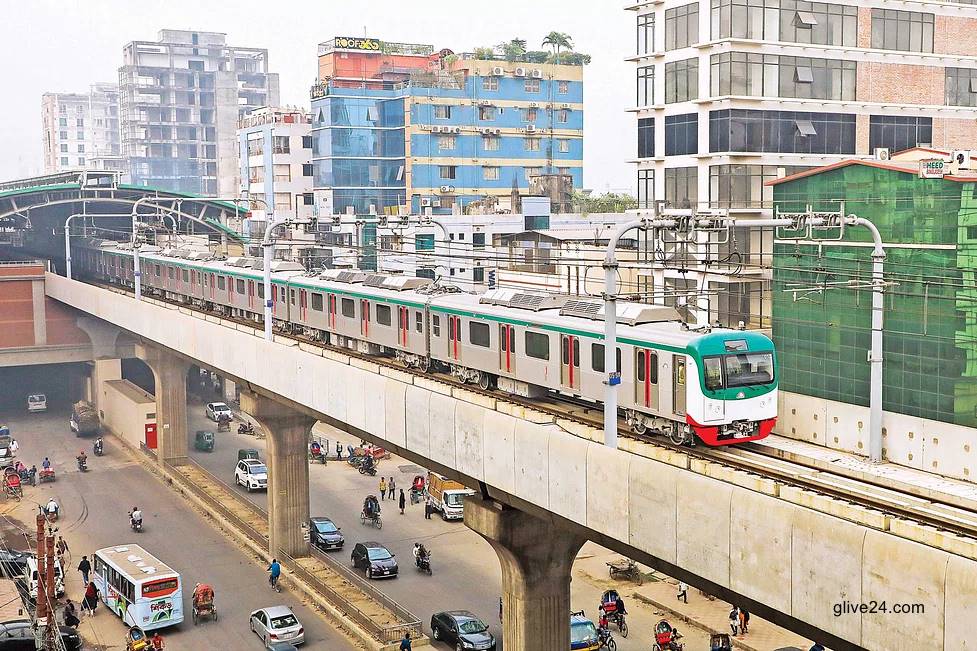 উত্তরা সেন্টার স্টেশনে থামবে মেট্রোরেল