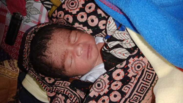 Feni 17 2 ফেনীতে পুরুষ ও স্ত্রী উভয় লিঙ্গের শিশুর জন্ম