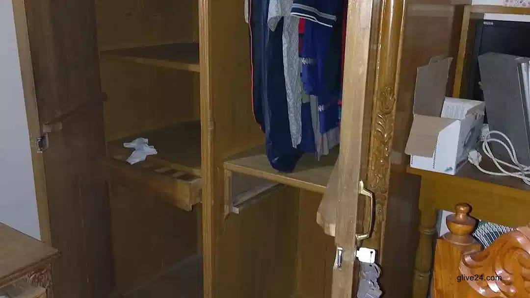 মুখোশ পরে ডাকাতি হলো অতিরিক্ত ডিআইজির বাড়িতে 2 অতিরিক্ত ডিআইজির বাড়িতে মুখোশ পরে ডাকাতি