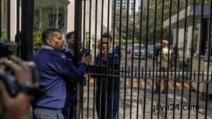 আয়কর কর্মকর্তাদের বিরুদ্ধে হেনস্তার অভিযোগ করেছে বিবিসি