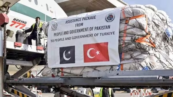 ত্রাণ সামগ্রীর নামে তুরস্ককে প্রতারণা করেছে পাকিস্তান ত্রাণ সামগ্রীর নামে তুরস্ককে প্রতারণা করেছে পাকিস্তান? পাক সাংবাদিকের বোমা