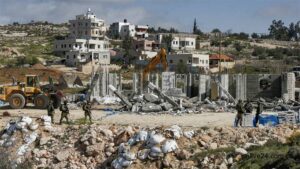 পশ্চিমতীরের বসতিকে বৈধতা দেবে ইসরাইল