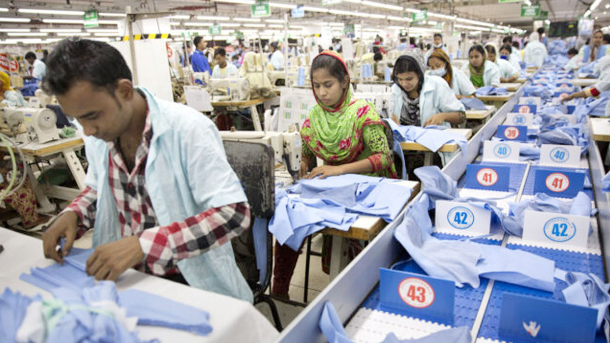 বাংলাদেশ থেকে আমেরিকায় নকল পোশাক রপ্তানি