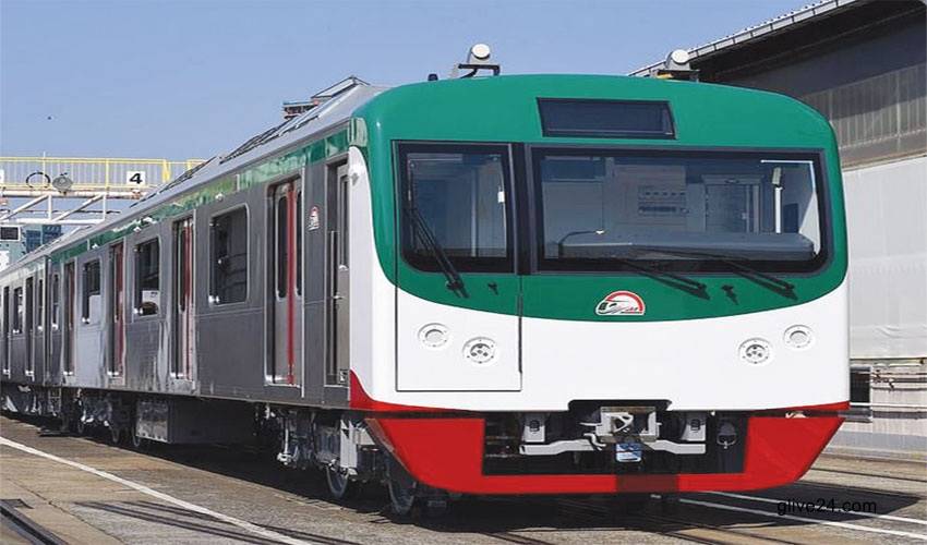 মেট্রোরেল চলাচলে বিঘ্ন ঘটাল ঘুড়ি