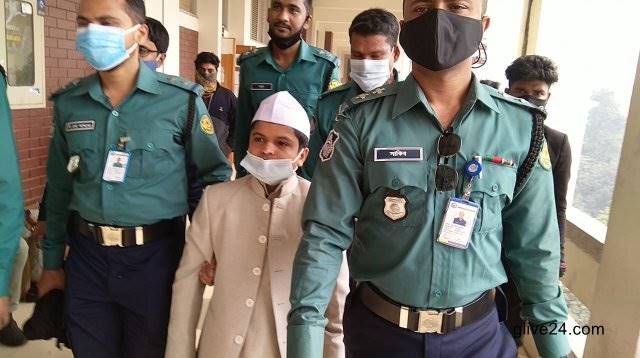 রাষ্ট্রবিরোধী বক্তব্য না দেয়ার শর্তে রফিকুল মাদানির জামিন