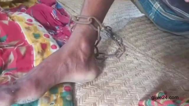 স্বামীকে বেঁধে রেখে স্ত্রীকে সংঘবদ্ধ ধর্ষণ