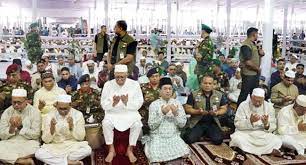 জাতীয় ঈদগাহে ঈদুল ফিতরের নামাজ আদায় করেছেন রাষ্ট্রপতি