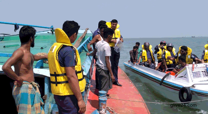 চাঁদপুরে পৌনে ২ লাখ মিটার কারেন্ট জালসহ ১৫০ কেজি জাটকা জব্দ : ১১ জেলে আটক