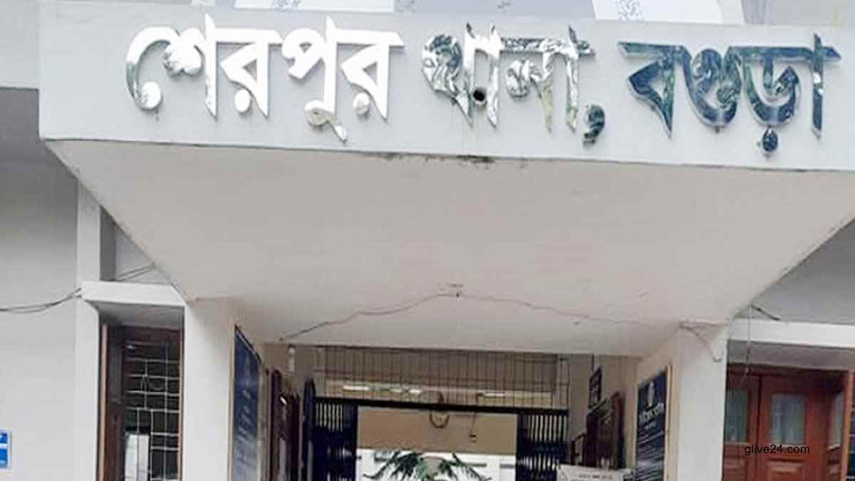 ধর্ষণচেষ্টা করায় ভাসুরের গোপনাঙ্গ কেটে দিলেন ছোট ভাইয়ের স্ত্রী 1 ধর্ষণচেষ্টা করায় ভাসুরের গোপনাঙ্গ কেটে দিলেন ভাবি
