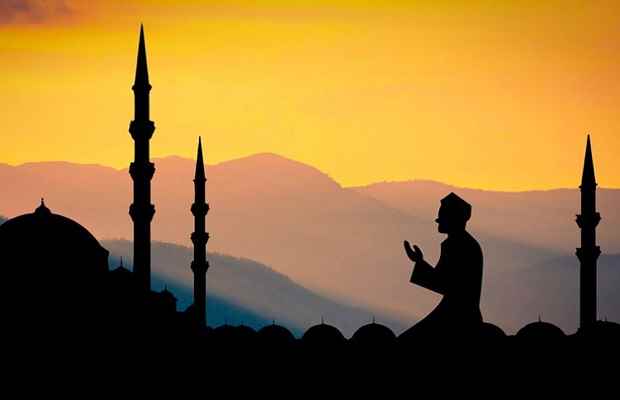 আজ পবিত্র লাইলাতুল কদর