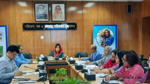 বায়ুদূষণ বিরোধী অভিযানে ঢাকায় আজ থেকে কাজ করবে ২৫ নির্বাহী ম্যাজিস্ট্রেট