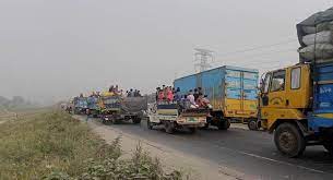 টাঙ্গাইল-বঙ্গবন্ধু সেতু মহাসড়কে ট্রাকের ভিড় : দীর্ঘ যানজট