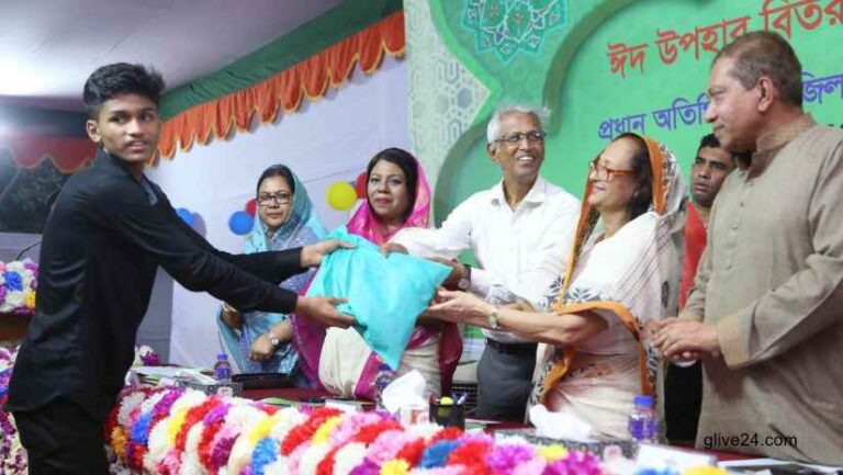 সুবিধা বঞ্চিত শিশুদের ঈদ উপহার প্রদান মহিলা ও শিশু বিষয়ক মন্ত্রণালয়ের