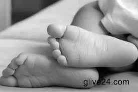 হাত-পা বেঁধে প্লাস্টিকের বাক্সে ঢোকানো হল আড়াই মাসের শিশুকে!