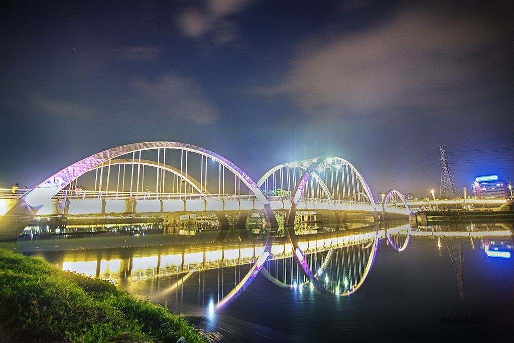 নান্দনিকতার স্বার্থে মাটির নিচে যাচ্ছে হাতিরঝিলের বিদ্যুৎলাইন