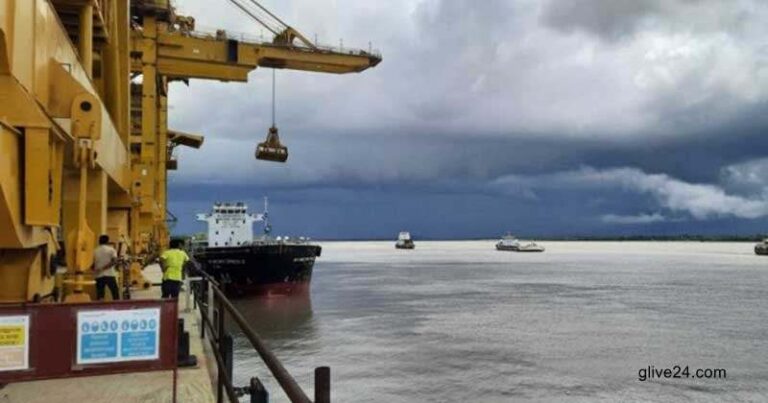 কয়লা নিয়ে মোংলা বন্দরে পৌঁছেছে চীনা পতাকাবাহী জাহাজ