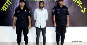 গৃহিণীর আপত্তিকর ছবি ফেসবুকে ছড়িয়ে শ্লীলতাহানির অভিযোগ