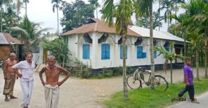 ধর্ষণের ফলে সন্তান জন্ম দিয়েছে এক কিশোরী প্রেমিকের বাড়িতে কিশোরীর অনশন ধর্ষণের ফলে সন্তান জন্ম দিয়েছে এক কিশোরী , প্রেমিকের বাড়িতে কিশোরীর অনশন