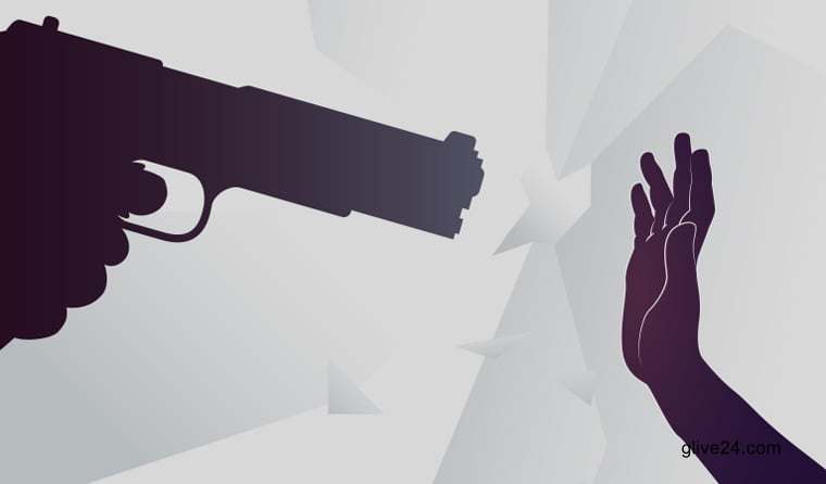 প্রেমিকার বাড়িতে বন্দুক হামলা চালানোর অভিযোগ উঠেছে প্রেমিকের বিরুদ্ধে