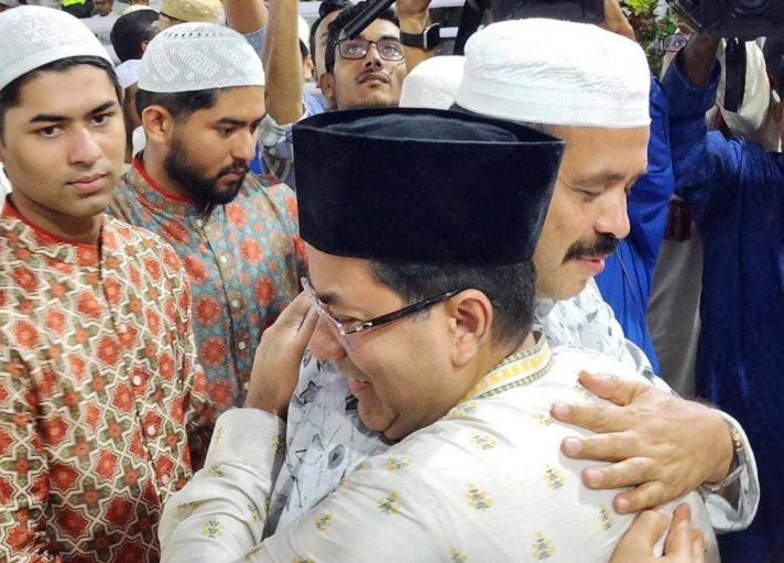 মুষলধারে বৃষ্টির পরেও জাতীয় ঈদগাহে নির্বিঘ্নে জামাত আদায় হয়েছে : মেয়র তাপস