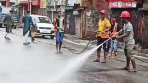 সিলেট নগরীতে নির্ধারিত সময়ের আগেই কোরবানির বর্জ্য অপসারণ