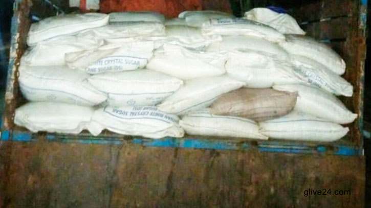 ২৩ বস্তা ভারতীয় চিনি উদ্ধার