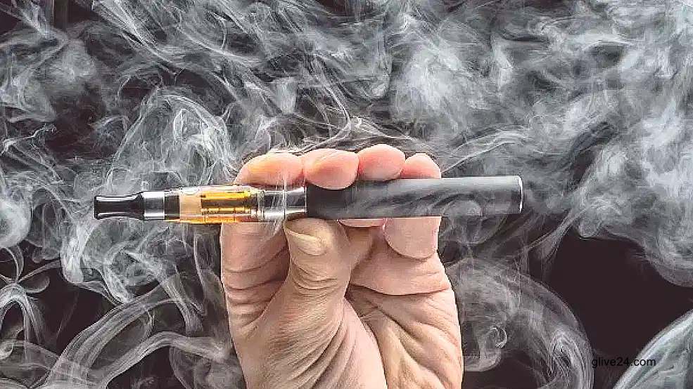 ই-সিগারেট তরুণ সমাজের জন্য নতুন হুমকি 1 ই-সিগারেট তরুণ সমাজের জন্য নতুন হুমকি