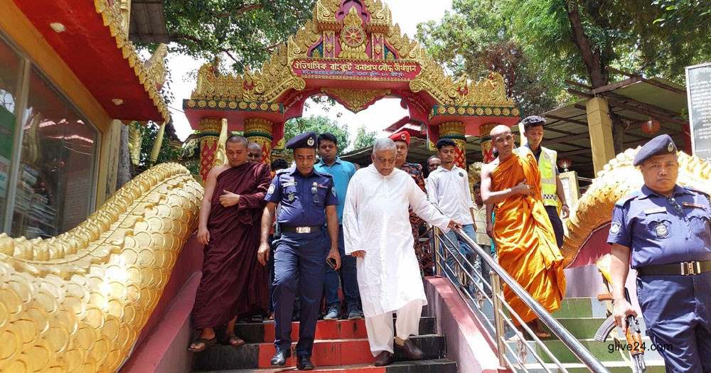 দেশে সবাই মিলেমিশে বাস করতে রাংকুট বৌদ্ধবিহার অবদান রাখছে -স্বরাষ্ট্রমন্ত্রী 2 দেশে সবাই মিলেমিশে বাস করতে রাংকুট বৌদ্ধবিহার অবদান রাখছে -স্বরাষ্ট্রমন্ত্রী