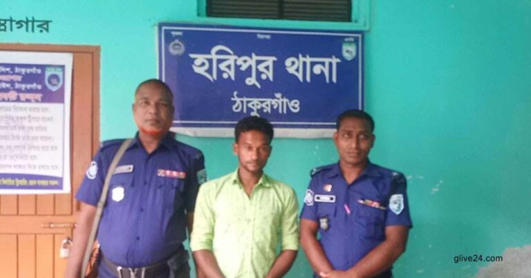 ফেসবুকে প্রধানমন্ত্রীকে নিয়ে কটূক্তি, যুবক গ্রেপ্তার