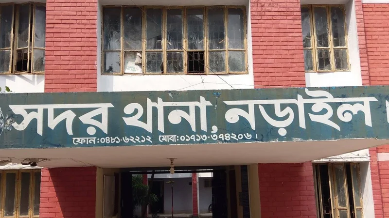 ঘরজামাই থাকতে না চাওয়ায় হাত-পা বেঁধে বিলে ফেললেন শ্বশুর! 2 ঘরজামাই থাকতে না চাওয়ায় হাত-পা বেঁধে বিলে ফেললেন শ্বশুর!