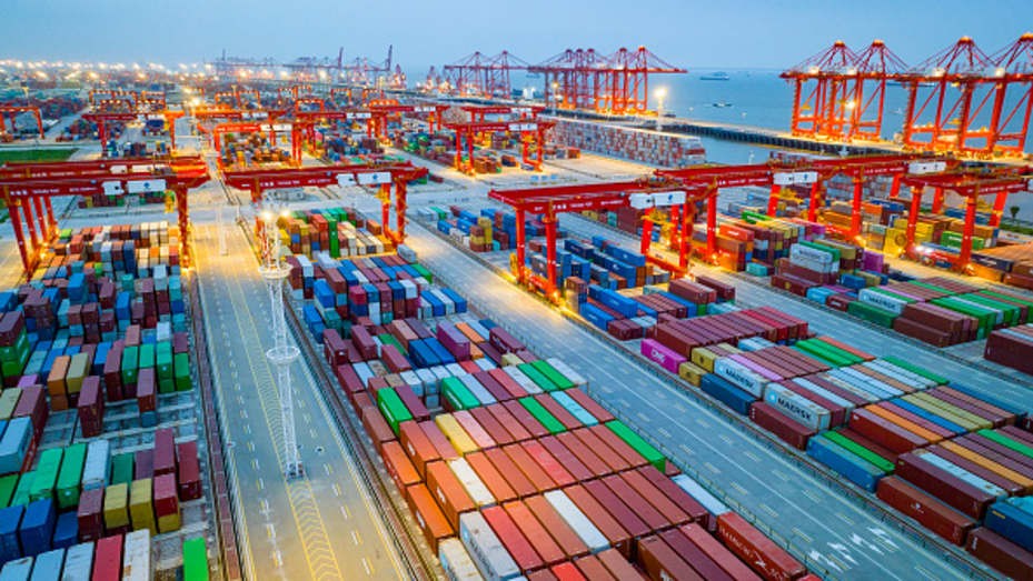 রপ্তানি ১৪% কমে যাওয়ায় চীনা অর্থনীতিতে নতুন ধাক্কা
