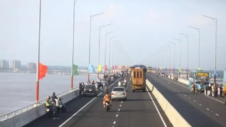 পদ্মা সেতুতে টোল আদায় ছাড়ালো ১ হাজার কোটি টাকা