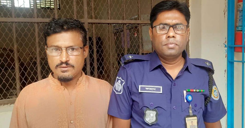 ভাগ্নীকে ধর্ষনের অভিযোগে মামা গ্রেপ্তার 3 ভাগ্নীকে ধর্ষনের অভিযোগে মামা গ্রেপ্তার