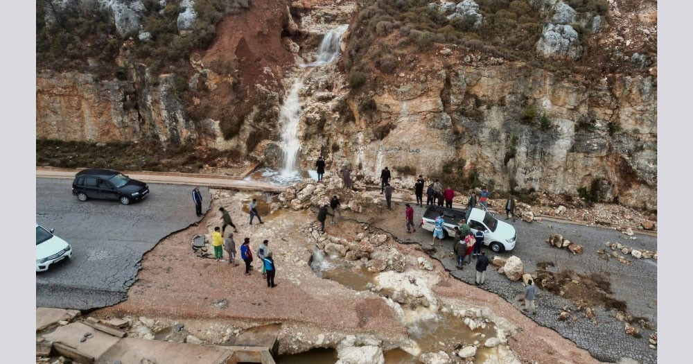 মরক্কোয় ভূমিকম্পে মৃতের সংখ্যা বেড়ে ২৮০০ গ্রামবাসীর ৪র্থ রাতও কাটল রাস্তায় 2 মরক্কোয় ভূমিকম্পে মৃতের সংখ্যা বেড়ে ২৮০০ গ্রামবাসীর ৪র্থ রাতও কাটল রাস্তায়