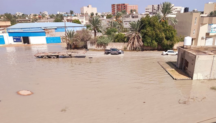 সিকিমে বন্যা: নিখোঁজ এক সেনাকে উদ্ধার নিহত ১৪, নিখোঁজ ১০২, আটকা ৩০০০ পর্যটক 
