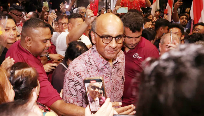 সিঙ্গাপুরের নতুন প্রেসিডেন্ট হলেন থারমান শানমুগারত্নম