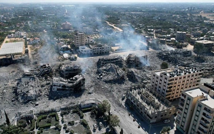 গাজায় হাসপাতাল এবং ৫টি স্কুল খালি করার নির্দেশ ইসরাইলের