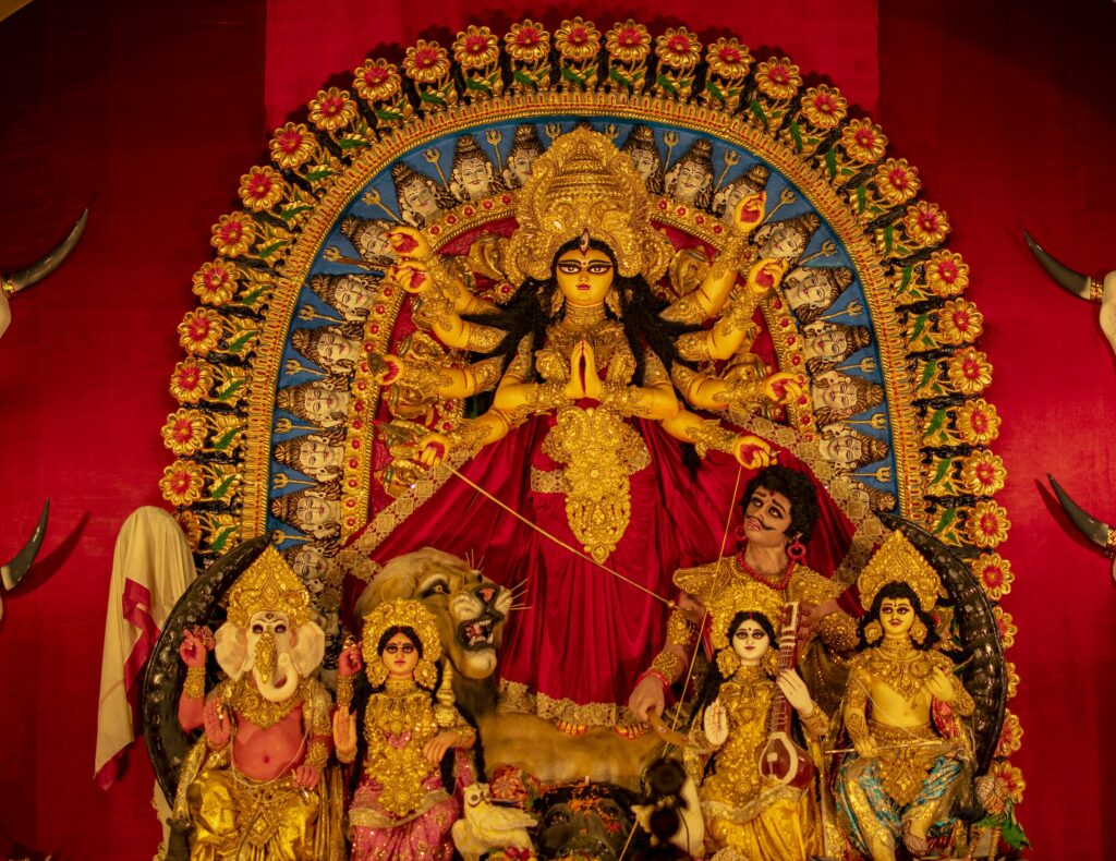 বাঙালি হিন্দু সম্প্রদায়ের সবচেয়ে বড় ধর্মীয় উৎসব দুর্গাপূজা কাল শুরু 5 গোপালগঞ্জে পূজায় ৬৫০ টন ৫০০ কেজি চাল বরাদ্দ
