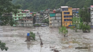 ভারতের সিকিমে বন্যায় নিহতের সংখ্যা বেড়ে ৪০