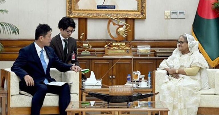  মিয়ানমারে রোহিঙ্গাদের মর্যাদাপূর্ণ 'প্রত্যাবর্তন চায় 'জাপান: সফররত মন্ত্রী