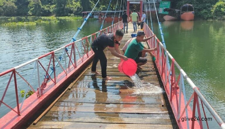 রাঙামাটির ঝুলন্ত সেতু ৪৫ দিন পর ভেসে উঠল