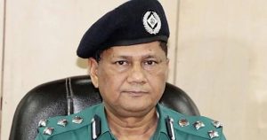 পুলিশের কত টাকা লাগে!