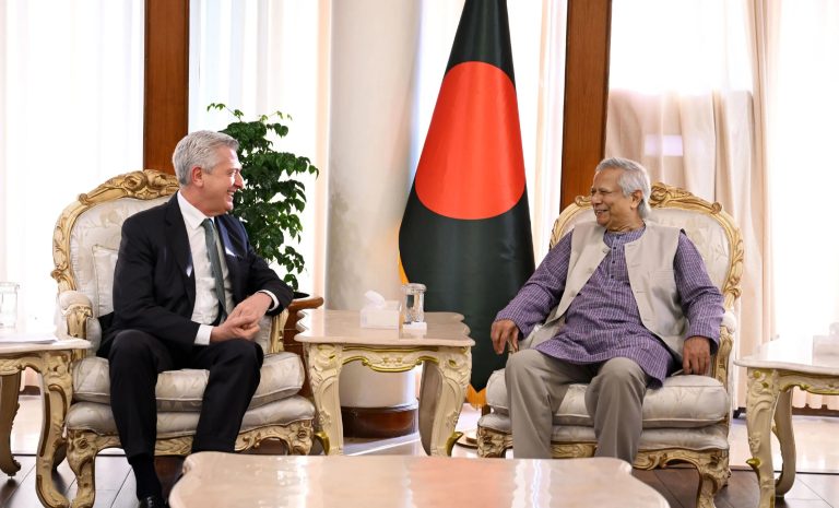 আন্তর্জাতিক সম্মেলনের মাধ্যমে রোহিঙ্গা সঙ্কট সমাধান