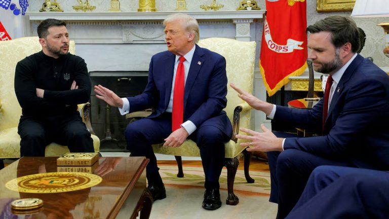 ট্রাম্প-জেলেনস্কির বাক্-বিতণ্ডায় হতবাক মার্কিন ইউক্রেনীয়রা