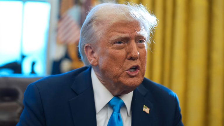 ট্রাম্পের হুঁশিয়ারি, হুতিকে ‘সম্পূর্ণরূপে নির্মূল’ করা হবে