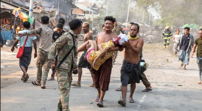 মিয়ানমারে জান্তার বিমান হামলায় নিহত ১২, লক্ষ্যবস্তু—বাজারের ভিড়!