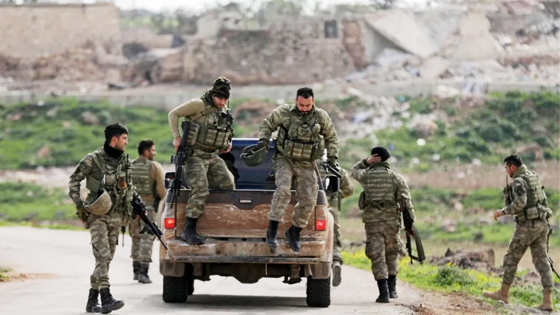 তুরস্কসহ পাঁচ দেশে সংঘবদ্ধ অপরাধচক্রবিরোধী অভিযানে আটক ২৩৪