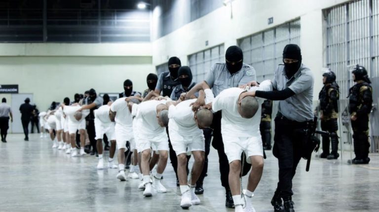 যুক্তরাষ্ট্রে ভেনিজুয়েলার ২৭ গ্যাং সদস্যের বিরুদ্ধে অপরাধমূলক অভিযোগ